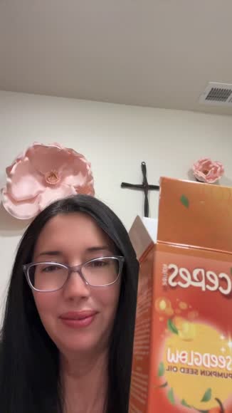 Video review of Ceres Nature Inc Seed Glow Pumpkin Seed Oil  by 6789e9bf37ad8727d1c5bf23