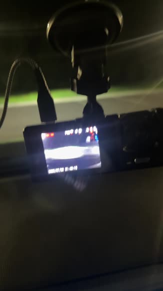 Video review of Solobesafe 3 Lens Dash camera 3xlr  by 6741467727d19bff3c3772e4