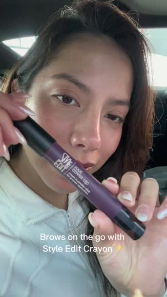 Video review of Style Edit Instant Root Cover Up Stick  by press1679