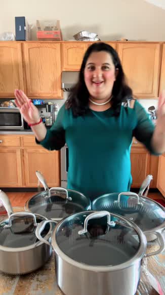 Video review of Nutrichef Professional Cookware Collection: 8 Pcs Triply Cookware Set  by 6754ea2d0bde65070a1b08b2