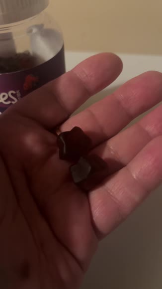 Video review of Ceres Nature Inc Premium Saffron Extract 88.5mg Gummy  by 6778d18106fdfd035003d8e1