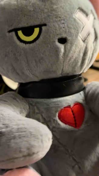 Video review of 8 Side Dark Gothic Style Plush Toy - Halloween Gothic Edition  by jasminebbeauty