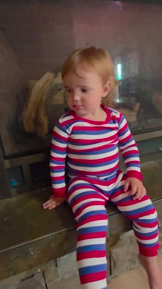 Video review of Leveret Clothing Striped Cotton Pajamas  by 66df47368b5d0c71b3ec46e8