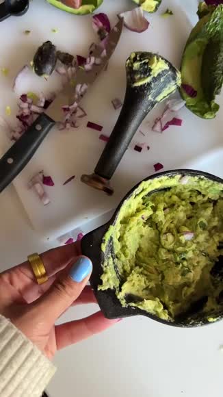 Video review of Alva Cookware Nori Cast Iron Mortar & Pestle  by care218121