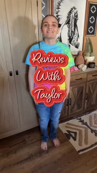 Video review of Bayeas HIGH RISE GRINDED MOM JEANS  by 677b589d80631e421a3dd3ac