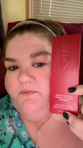 Video review of Dermelect Dermelect Smooth Upper Lip Professional – Extra Strength Perioral for Laugh Lines & Upper Lip Discoloration with Peptides & Brighteners - Anti-Aging Treatment for Vertical Lip Lines  by 678d2fad58b427260fde2663