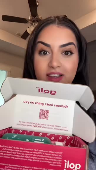 Video review of Goli Nutrition Matcha Mind Gummies with Cognizin  by 66bace46b3889f18d2aae0da