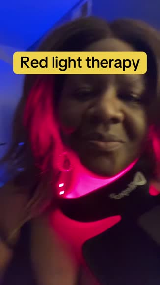 Video review of Lifepro Luminova Pro Red Light Therapy Neck Device  by 67874dbdf9a7a3504f51778c
