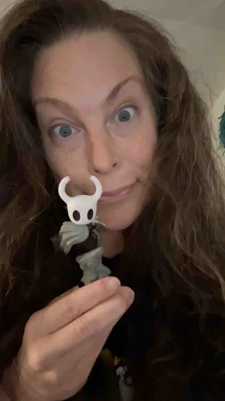 Video review of 8 Side Hollow Knight Decor Craft Series Figures  by 682931019f139d288456703c