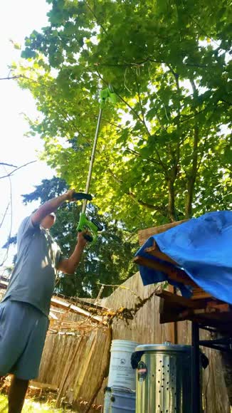 Video review of Fresh Fab Finds 24V 300W Cordless Trimmer & Mower, Blades Included  by 6765e51fcb0ead5687248cd0