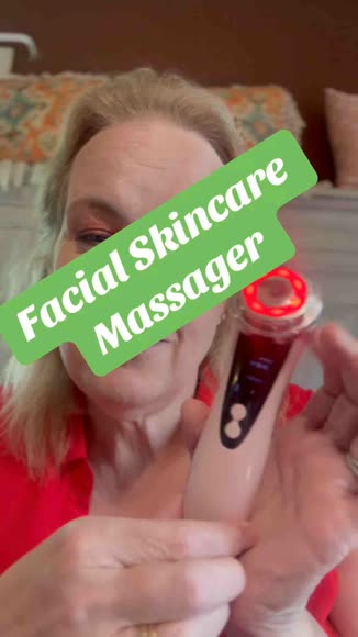 Video review of Usuie Red Light Therapy Facial Care Massager  by 677896a706fdfd0350fef3e4