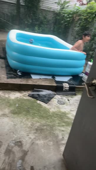 Video review of  Inflatable Swimming Pools  by 67f857b94caf0a8db6a56cf2