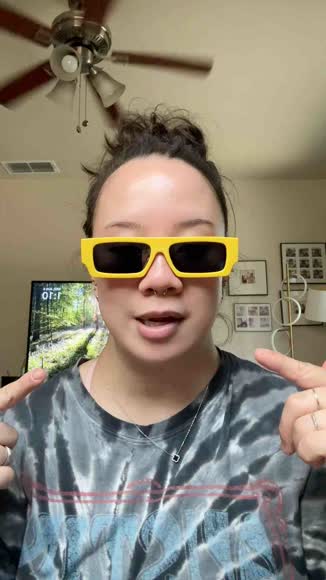 Video review of KNOTWTR Banana Split Sunglasses  by jasminebbeauty
