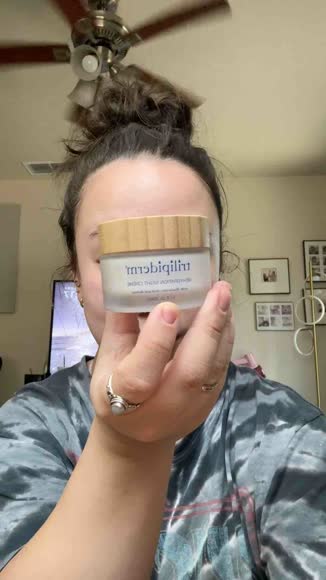 Video review of Trilipiderm Rehydration Night Crème  by jasminebbeauty
