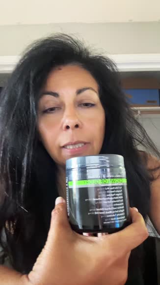 Video review of Formulation Factory Crown of Glory: 10-in-1 Follicle Maximizer  by 67a260db395dcee39bd563c8