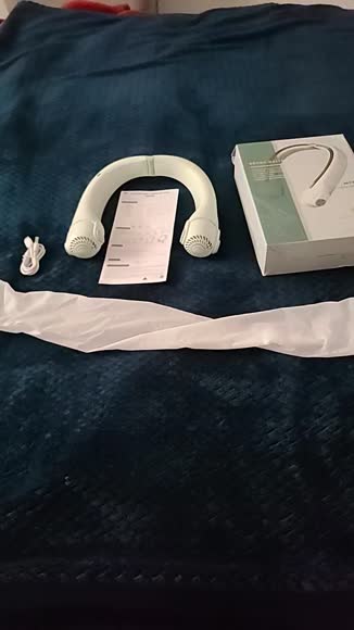 Video review of Directdeals Portable Neck Fan Hands-Free  by 66e0409dca53b3d012a07e76
