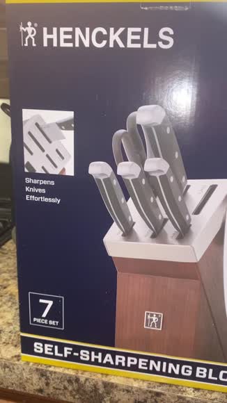 Video review of Henckels Statement 7-Pc Self-Sharpening Knife Block Set  by 6777150221649089354ee280