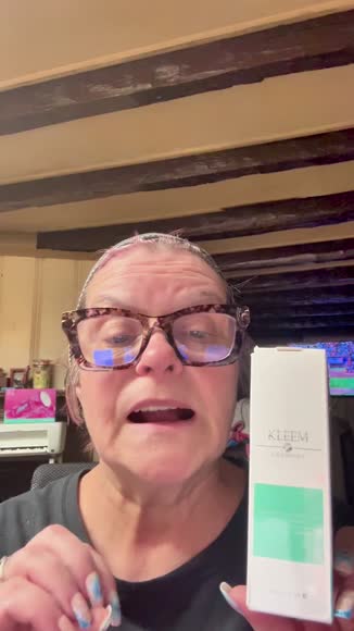 Video review of Kleem Organics Dark Spot Corrector Serum with Vitamin C for Brightening and Even Tone  by 677c495ce66d75113c4dd8a1