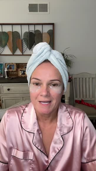 Video review of Terez & Honor Under Eye Patches for Dark Circles: Puffiness & Eye Bag Treatment Gel Mask with Caffeine Hyaluronic Acid Niacinamide - Undereye Brightening Hydrating Anti-Wrinkle & Cooling - Korean Skincare, 30 Pairs  by 67a594672ef3adc88fa84b7b