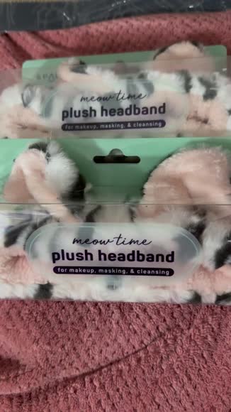 Video review of My SpaLife  Meow Plush Headband  by 67961abcf40e7c68f1029d7f