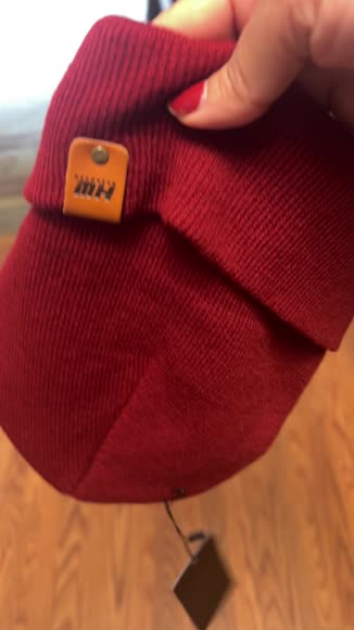 Video review of HW HAAKWEAR HW Winter Hat / Beanie, Made in USA  by 678d958fedcec754c82fbbcf