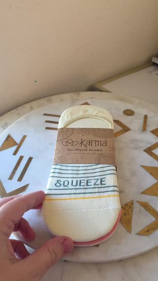 Video review of Karma No Show Socks  by 66df47368b5d0c71b3ec46e8