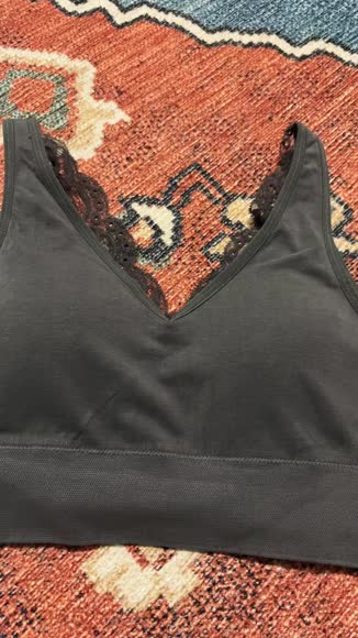 Video review of BRABAR SOFT v LACE BRALETTE  by 676f33601c869d90fc47450e