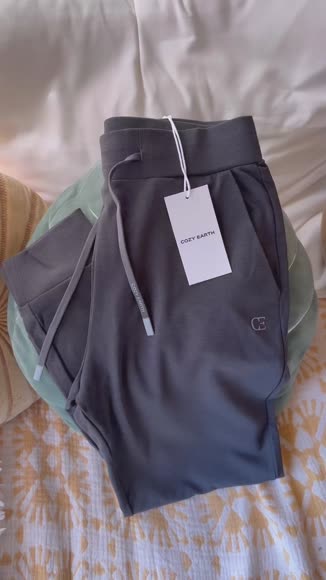 Video review of Cozy Earth Women's Bamboo Jogger Pant - Regular  by sloankari78