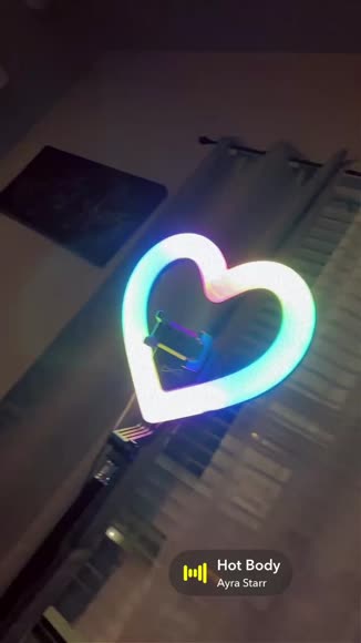 Video review of Supersonic Heart Ring Light with RGB for Pro Live Streaming  by 6814c9ed114a3281ee1a9272