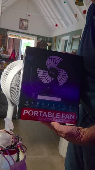 Video review of fuzix Aero Solar Fan Speaker  by 6534a1a75a8bad5e3c06642a